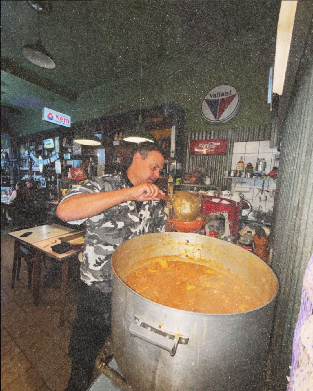 Foto 1: Interior de Zulu Bar