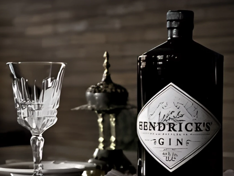 Botella de Gin Hendrick's
